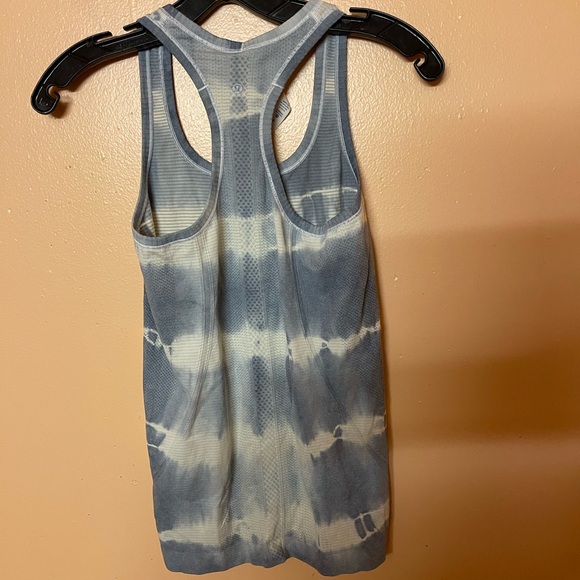 Lululemon Swiftly Women’s Tie Dye Racerback Tank Top Size 4 - Picture 6 of 6